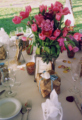 pink and purple table flowers