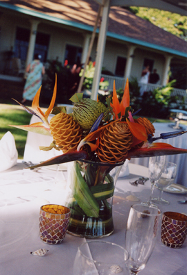 Maui florist: Blue Sky Weddings